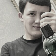 Арсений, 21, Салават