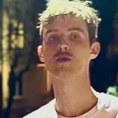 Михаил, 21, Михайлов