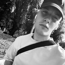 Лёва, 24, Таруса