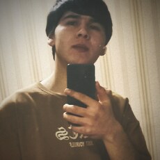 Артёмий, 21, Мелеуз