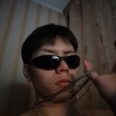 Яша, 19, Ульяновск