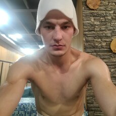 Эдик, 23, Верея