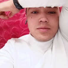 Владислав, 22, Гдов