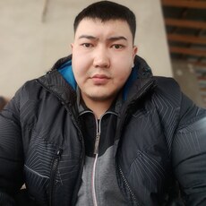 Гоша, 32, Светлогорск