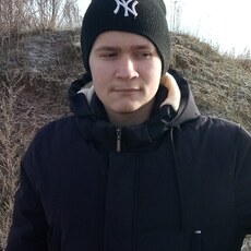Даня, 23, Родинское