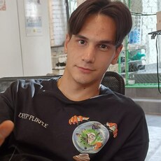 Юра, 22, Аксай