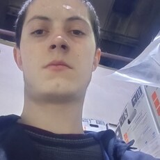 Лаврик, 22, Красновишерск