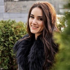 Лена, 27, Суджа