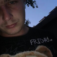 Виктор, 24, Михайловка