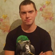 Платон, 31, Любань
