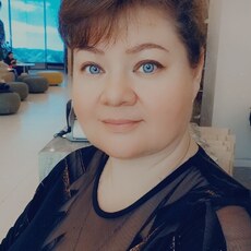 Лена, 60, Санкт-Петербург