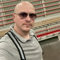 Толя, 36, Баксан