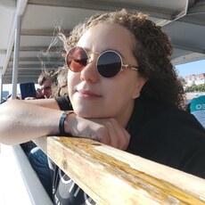 Алёна, 32, Краснозаводск