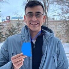 Олег, 22, Ждановка