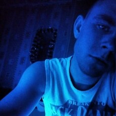 Роман, 22, Губкин