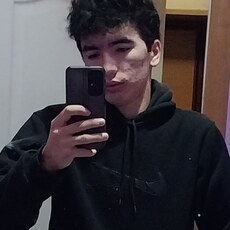 Кузя, 20, Сельцо