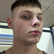 Остап, 21, Снежное