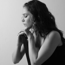 Карина, 29, Приморск (Ленинградская область)