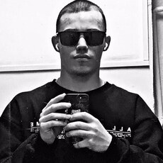 Виктор, 25, Алатырь