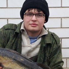 Виталя, 21, Карачев