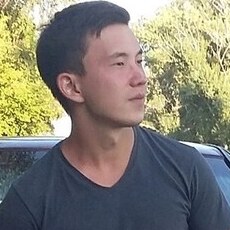 Боря, 26, Иловайск