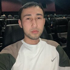 Ян, 24, Санкт-Петербург