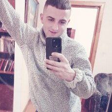 Гриша, 27, Светлогорск