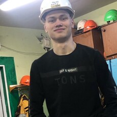 Анатолий, 22, Муром