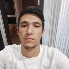 Анатолий, 23, Ноябрьск