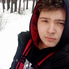 Сева, 24, Губкинский