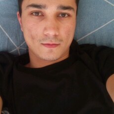 Кузьма, 25, Печора