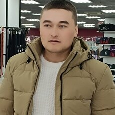 Михаил, 29, Тосно