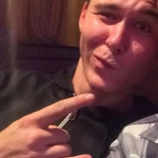 Витя, 30, Макеевка