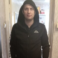 Веня, 35, Ясиноватая