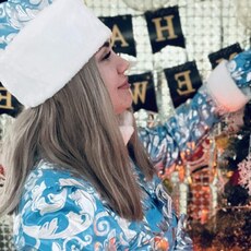 Лина, 40, Красный Холм