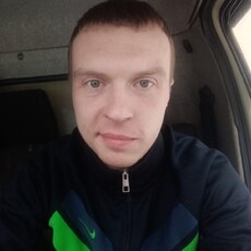 Аркадий, 32, Надым