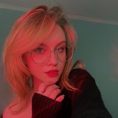 Нина, 21, Новоаннинский