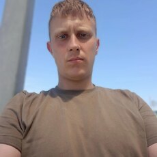 Антон, 24, Нолинск