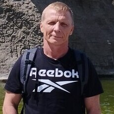 Виталя, 48, Суджа