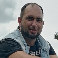 Толя, 37, Сусуман