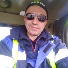 Слава, 48, Трёхгорный