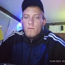 Толя, 22, Зубцов