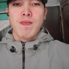 Кузьма, 24, Дмитровск