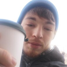 Захар, 27, Нестеров