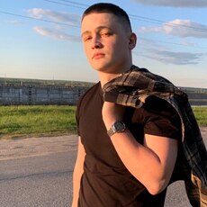 Ян, 23, Камбарка