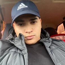 Адам, 23, Горбатов