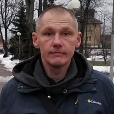Василий, 42, Карпинск