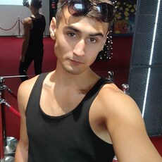 Виктор, 23, Таганрог