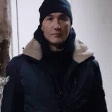 Михаил, 39, Бикин