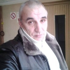 Коля, 69, Гусев
